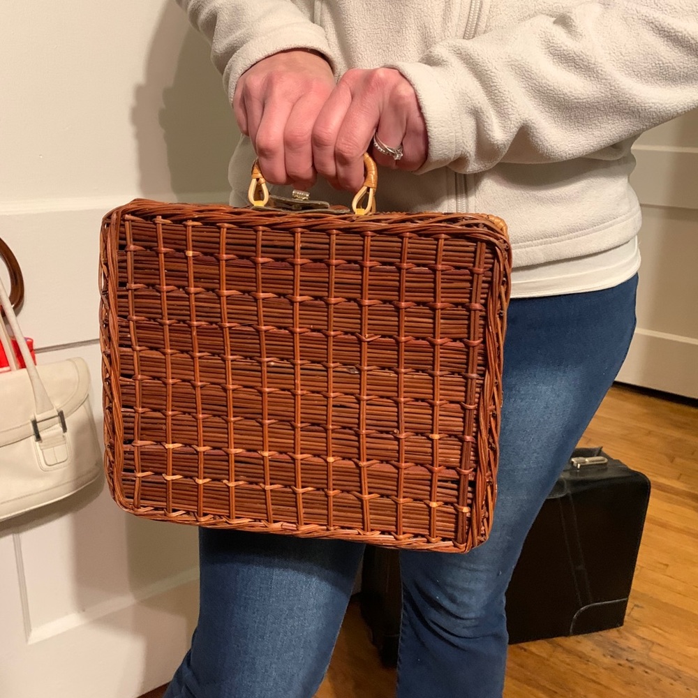 Vintage Rattan Handbag/Purse - Pristine Condition